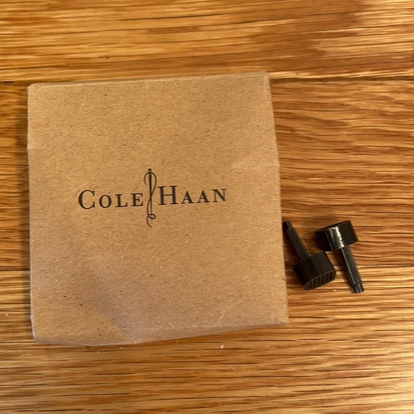 Cole Haan Chelsea low pump, Nike air, Chestnut Patent - Picture 7 of 7